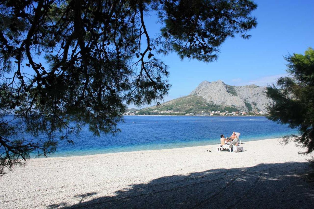 Tourist Settlement Brzet Hotell Omiš Exteriör bild